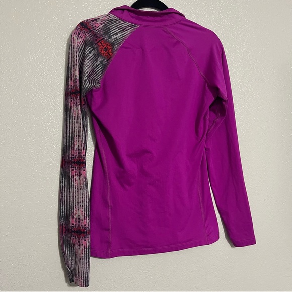 Nike Pro Combat Dri-Fit Pink Long Sleeve Fitted Top Size Medium - Picture 4 of 4